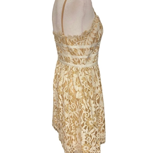 NBD Women Revolve Give It Up Lace Fit & Flare Dress V Neck Cream Beige Medium - Picture 5 of 13